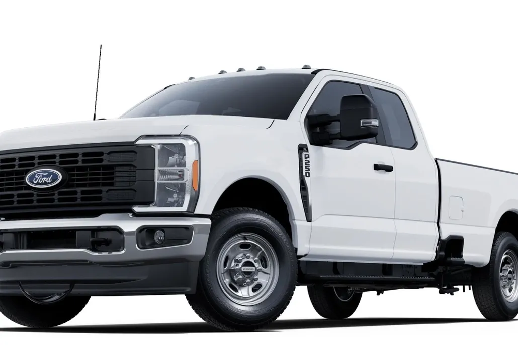 2025 Ford F-250 XLT photo 1