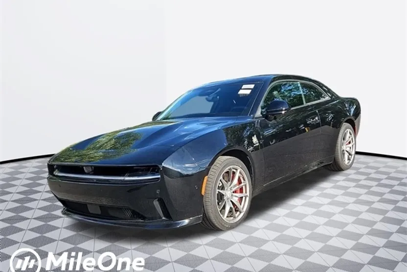 2025 Dodge Charger Daytona Scat Pack photo 1