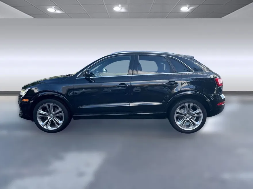 2016 Audi Q3 Premium Plus photo 1