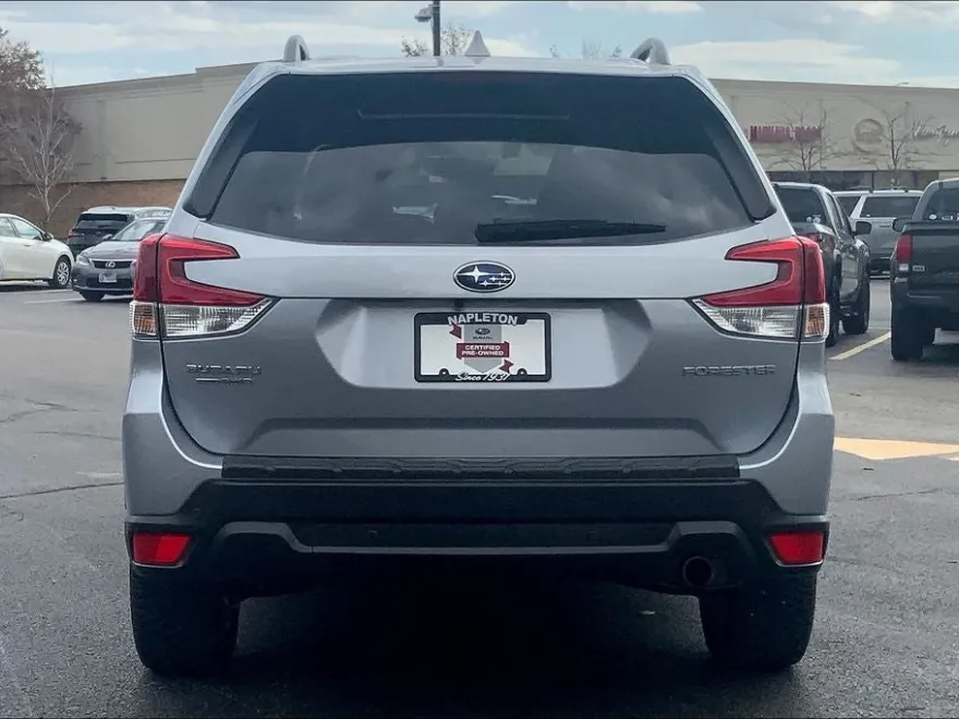 2020 Subaru Forester Limited photo 1