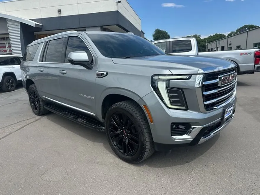 2025 Gmc Yukon XL photo 1