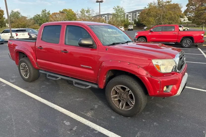 2015 Toyota Tacoma PreRunner V6 photo 1
