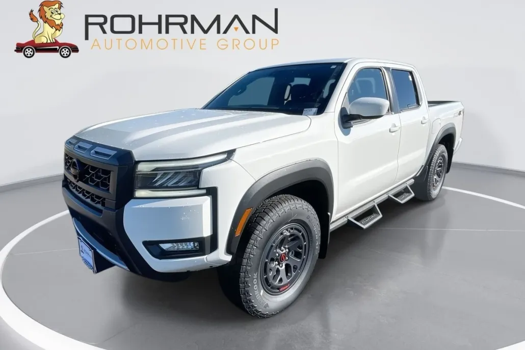 2025 Nissan Frontier PRO-4X photo 1