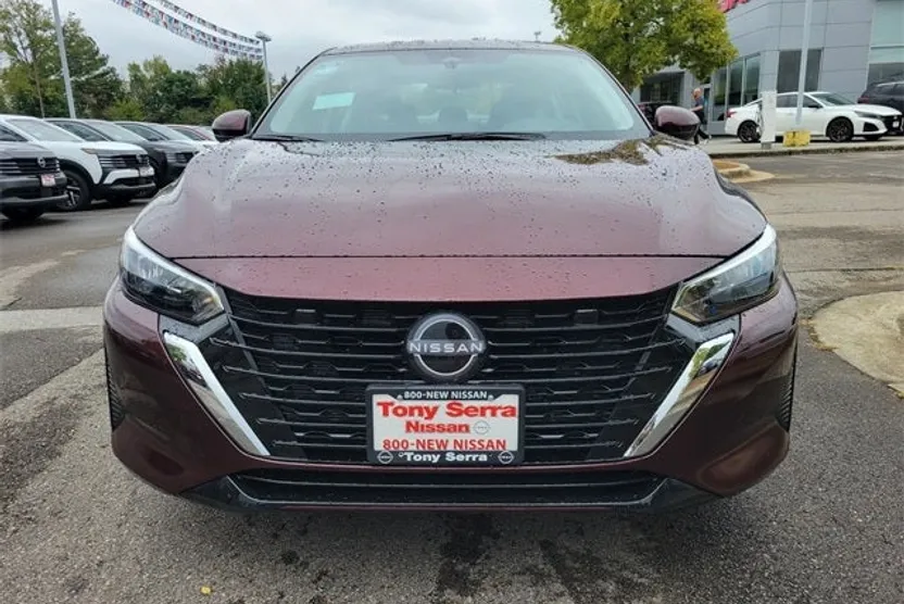2025 Nissan Sentra SV photo 1
