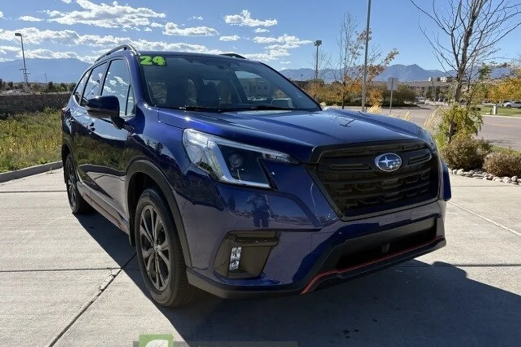 2024 Subaru Forester Sport Base photo 1