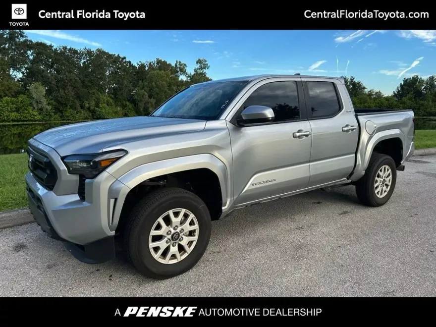 2024 Toyota Tacoma SR5 photo 1
