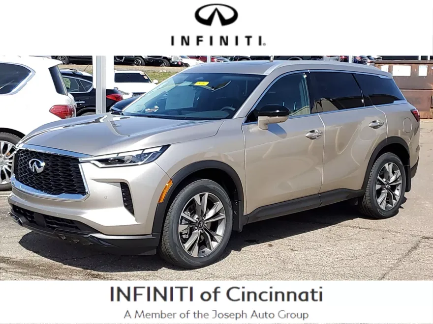 2025 Infiniti QX60 Luxe photo 1
