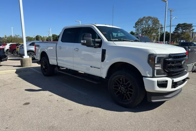 2021 Ford F-250 Lariat photo 1