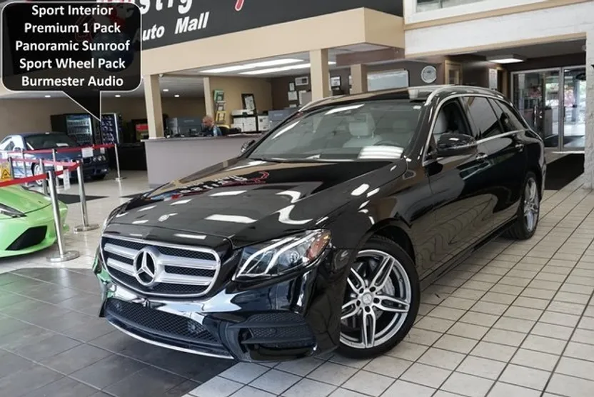 2017 Mercedes Benz E 400 Sport Wagon photo 1