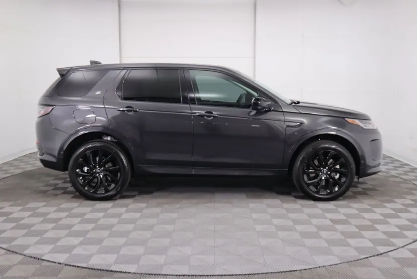 2025 Land Rover Discovery Sport S photo 1
