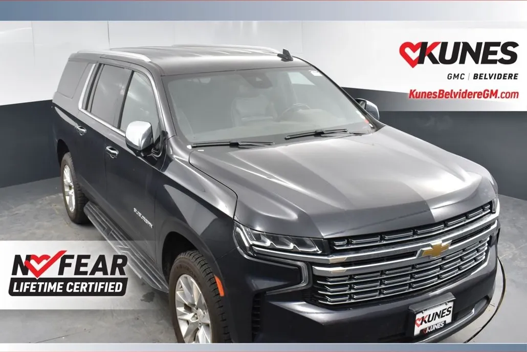 2023 Chevrolet Suburban Premier photo 1