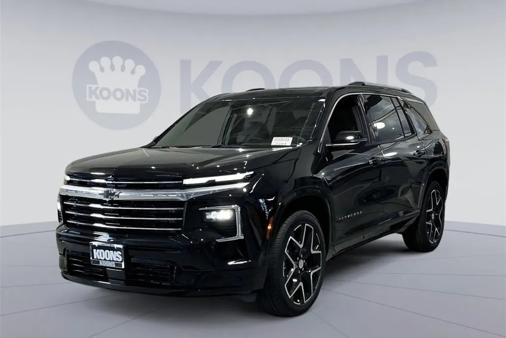 2026 Chevrolet Traverse High Country photo 1