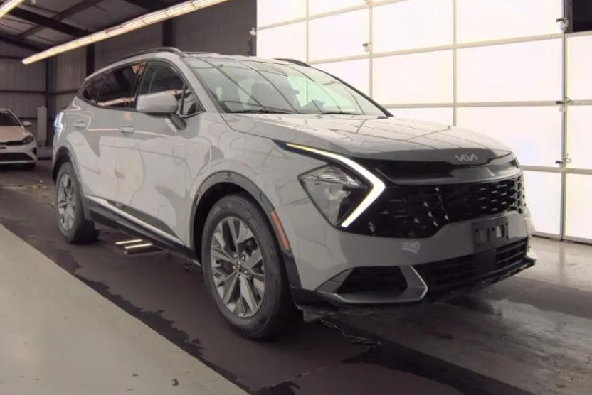 2023 Kia Sportage SX photo 1