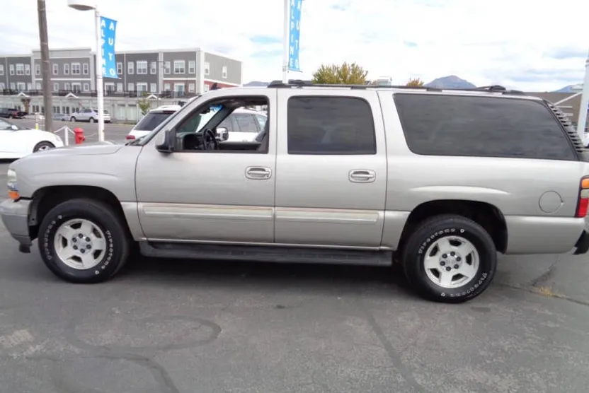 2006 Chevrolet Suburban LT 1500 photo 1
