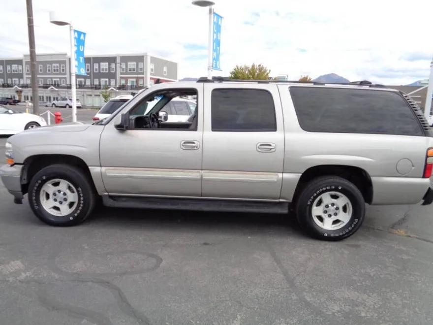 2006 Chevrolet Suburban LT 1500 photo 1