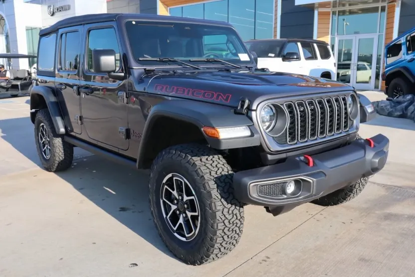 2025 Jeep Wrangler Rubicon photo 1