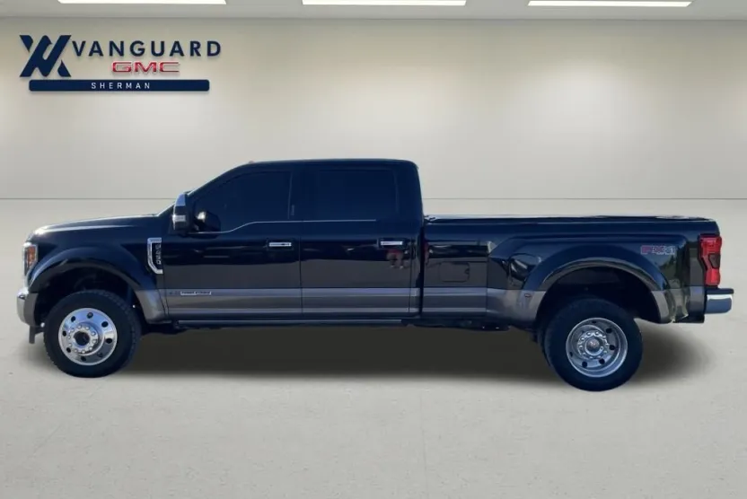 2019 Ford F-450 King Ranch photo 1