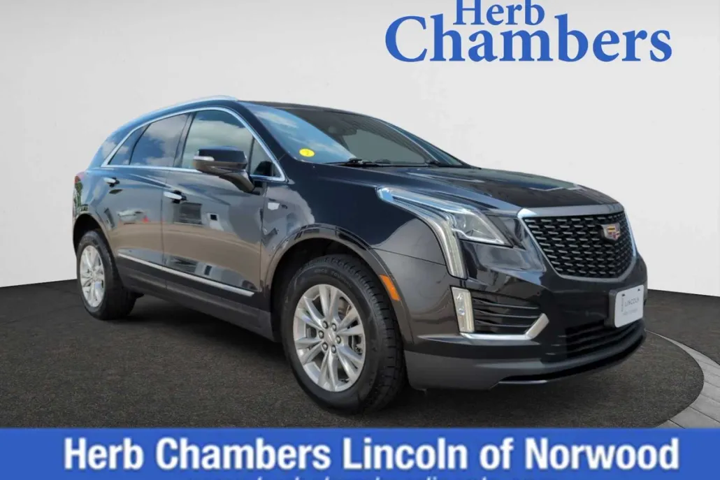 2023 Cadillac XT5 Luxury photo 1