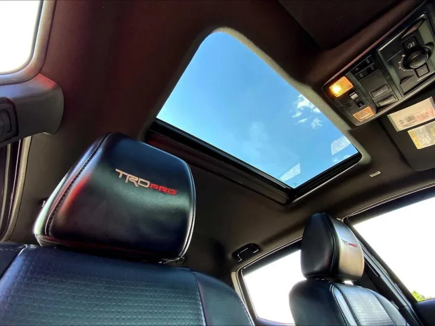 2019 Toyota Tacoma TRD Pro photo 13