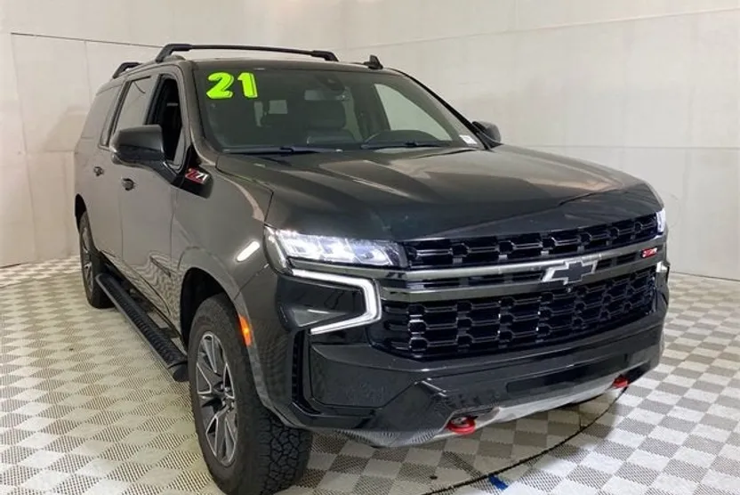 2021 Chevrolet Suburban Z71 photo 1