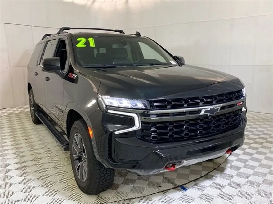 2021 Chevrolet Suburban Z71 photo 1