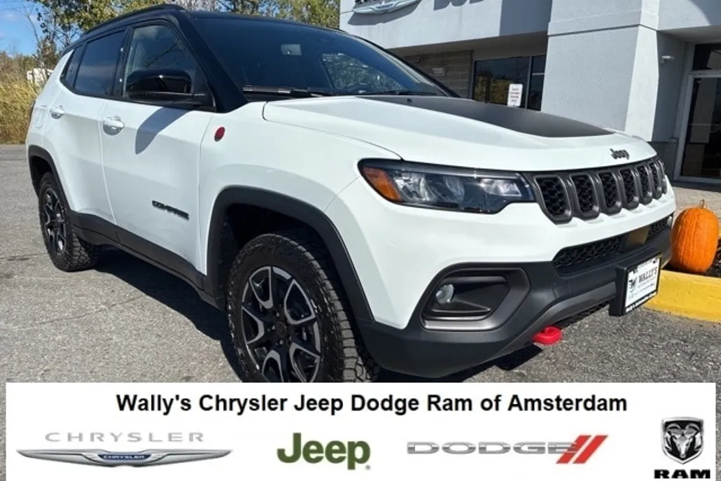 2026 Jeep Compass Trailhawk Sport photo 1
