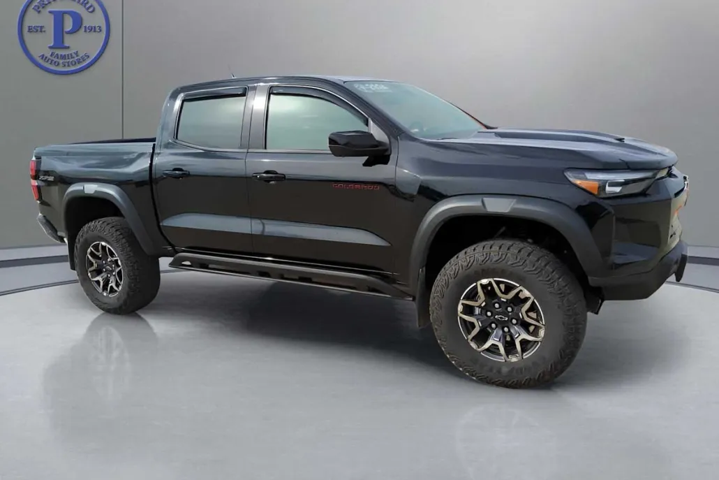 2024 Chevrolet Colorado ZR2 photo 1