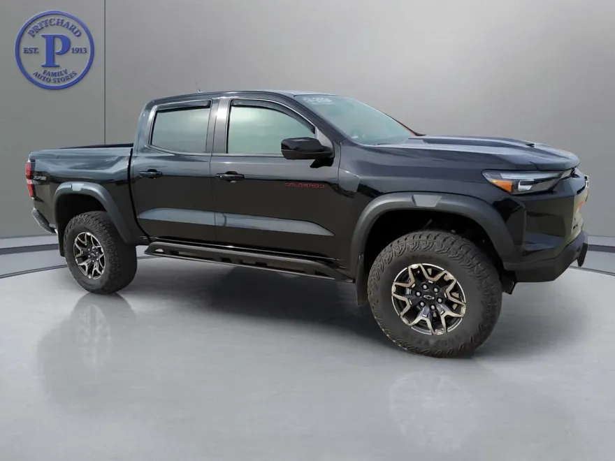 2024 Chevrolet Colorado ZR2 photo 1
