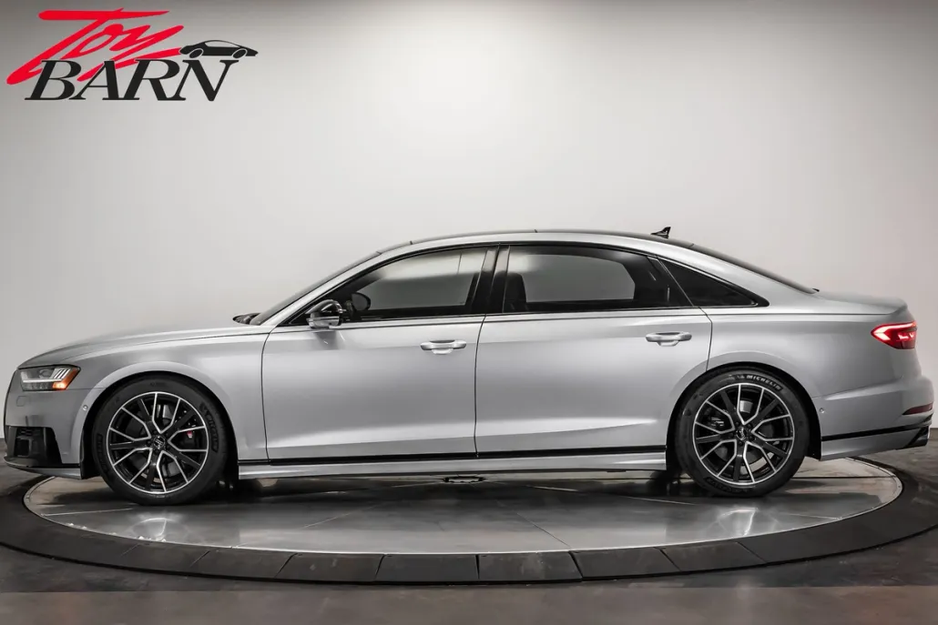 2020 Audi S8 4.0T photo 1