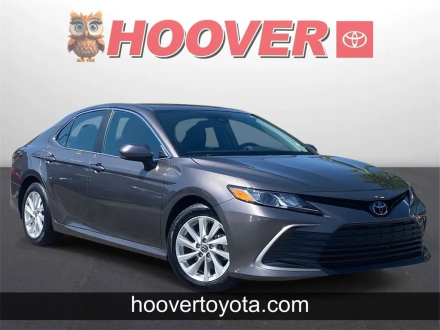 2024 Toyota Camry LE photo 1
