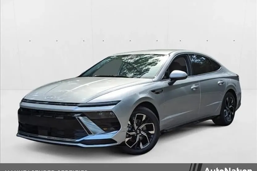 2024 Hyundai Sonata SEL photo 1