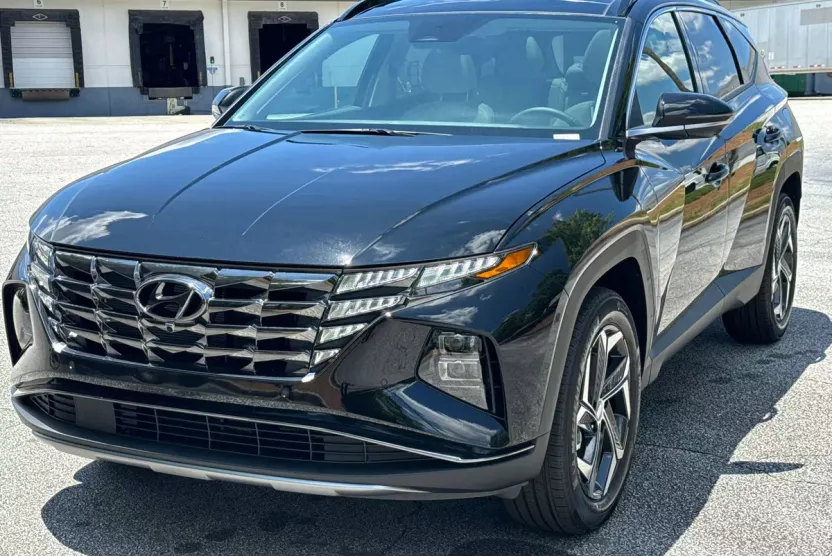 2024 Hyundai Tucson Hybrid Limited photo 1
