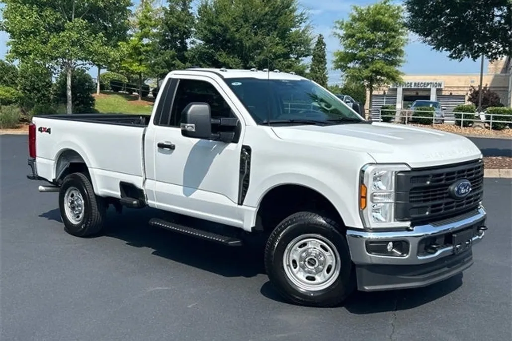 2024 Ford F-250 XL photo 1