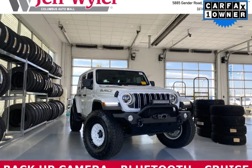 2024 Jeep Wrangler Sahara photo 1
