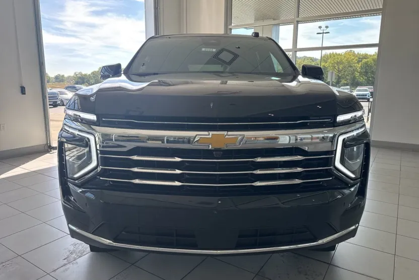 2026 Chevrolet Tahoe LT photo 1