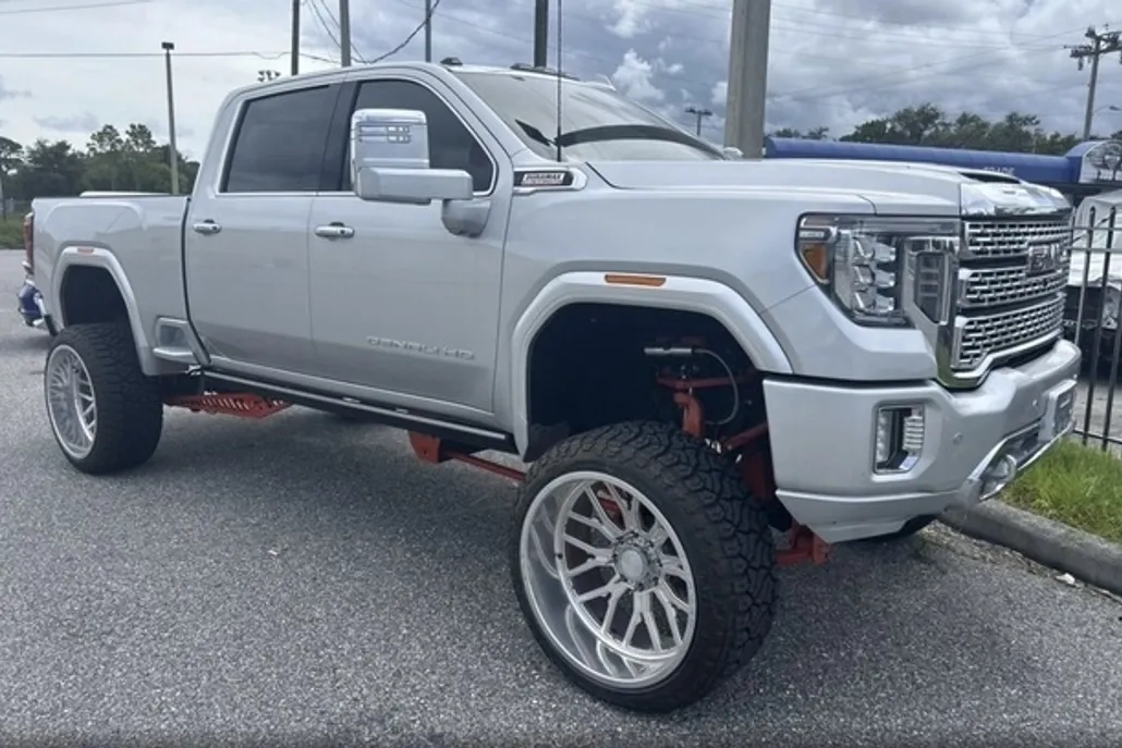 2021 Gmc Sierra 2500 Denali Ultimate photo 1
