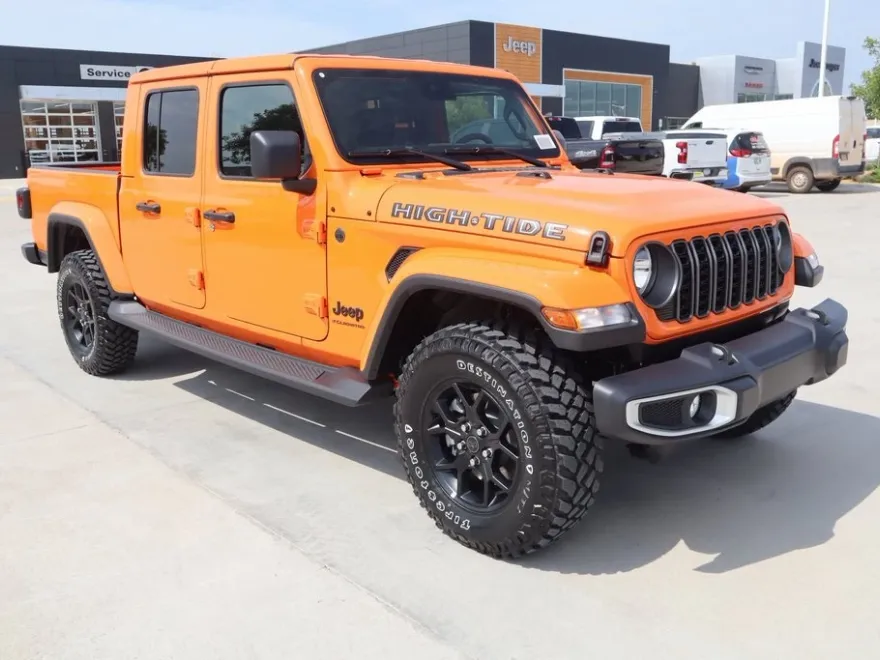2025 Jeep Gladiator Sport photo 1