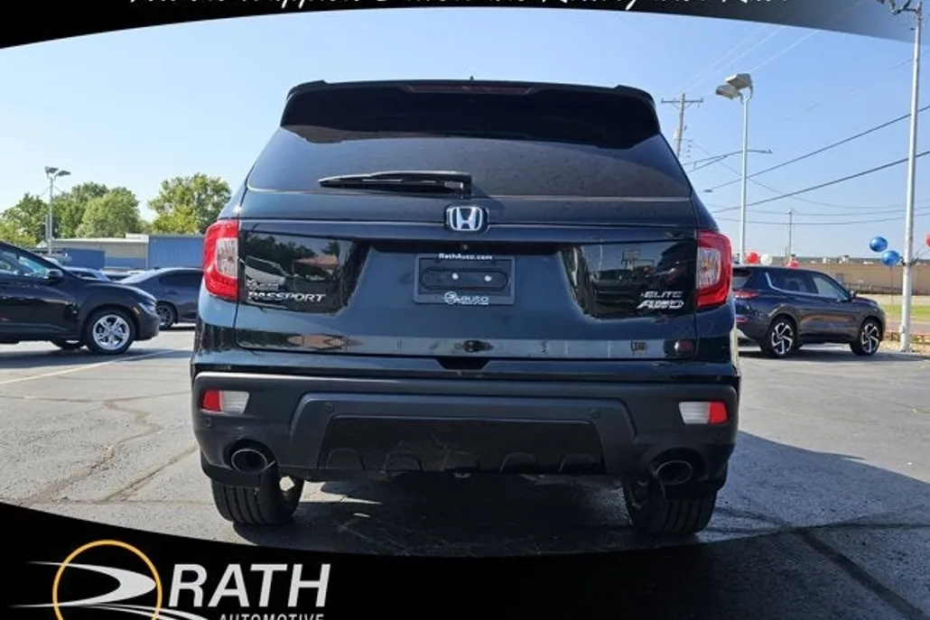 2019 Honda Passport Elite photo 1