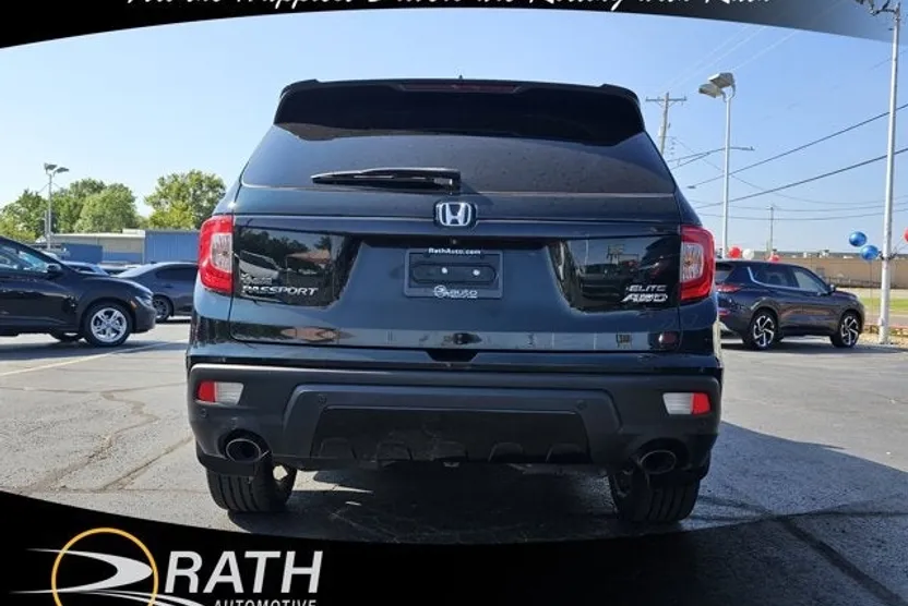 2019 Honda Passport Elite photo 1
