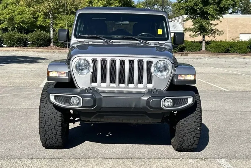 2020 Jeep Wrangler Unlimited Sahara photo 1
