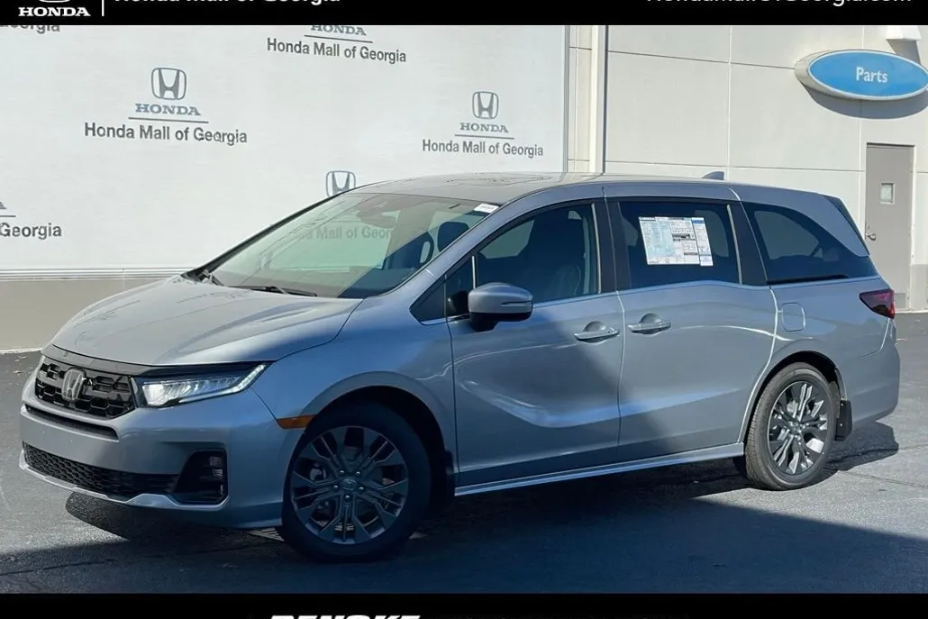 2026 Honda Odyssey Touring photo 1