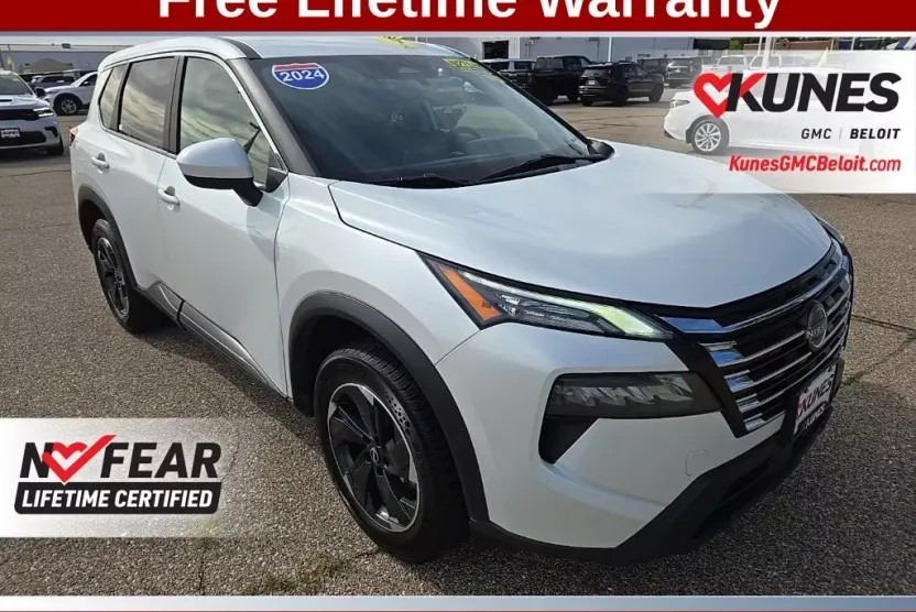 2024 Nissan Rogue SV photo 1
