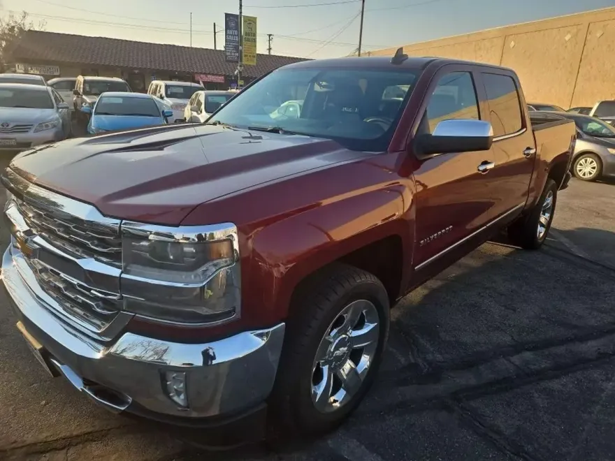 2016 Chevrolet Silverado 1500 LTZ photo 1