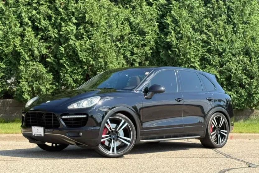 2012 Porsche Cayenne Turbo photo 1