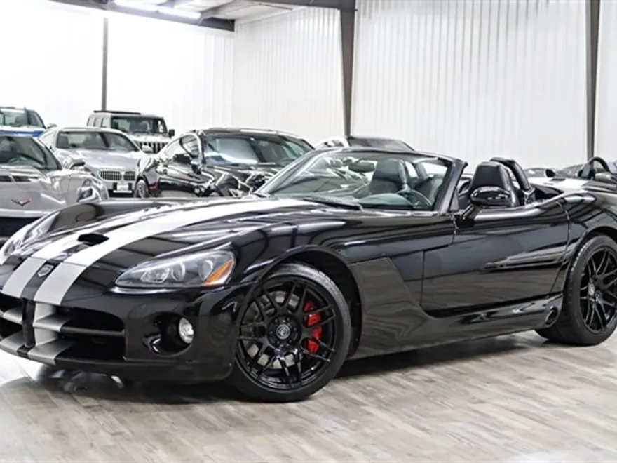 2005 Dodge Viper SRT10 photo 1