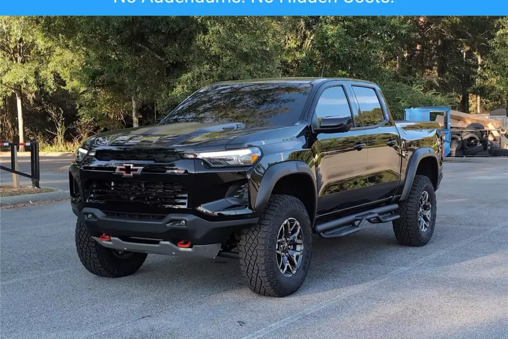 2025 Chevrolet Colorado ZR2 photo 1