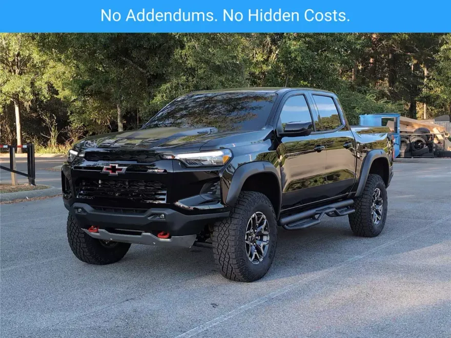 2025 Chevrolet Colorado ZR2 photo 1