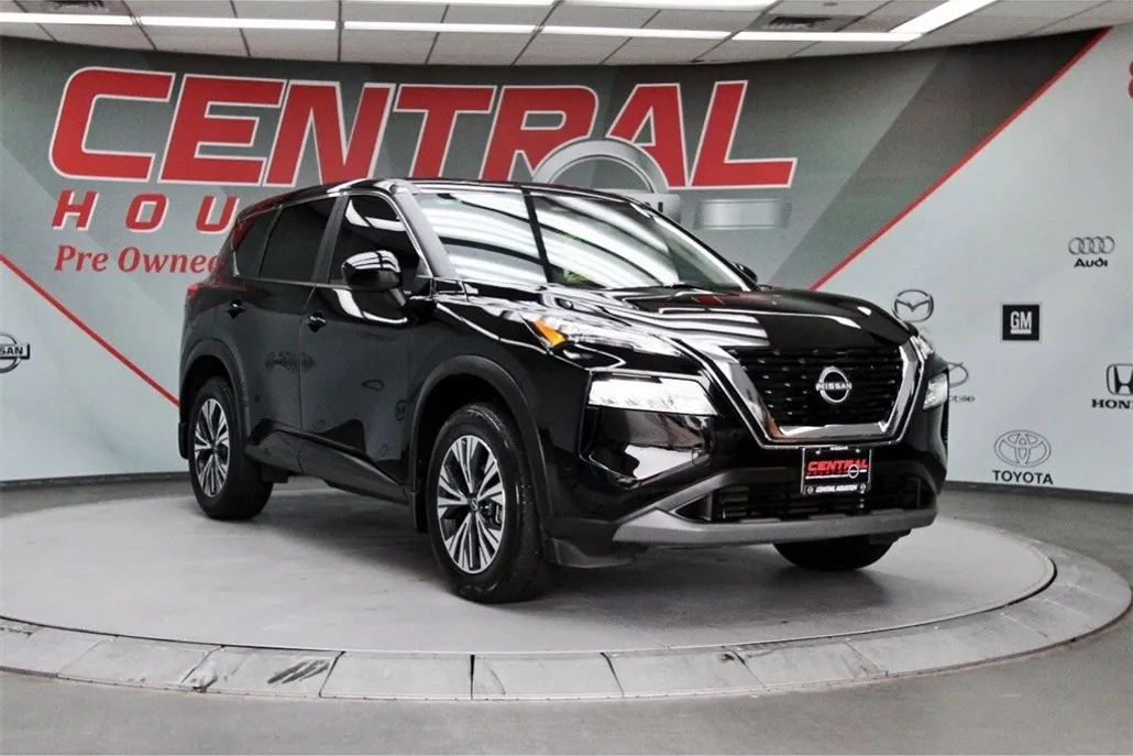 2023 Nissan Rogue SV photo 1