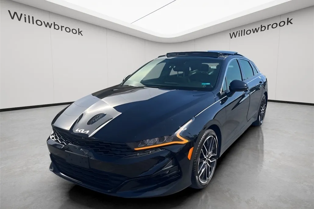 2024 Kia K5 GT photo 1