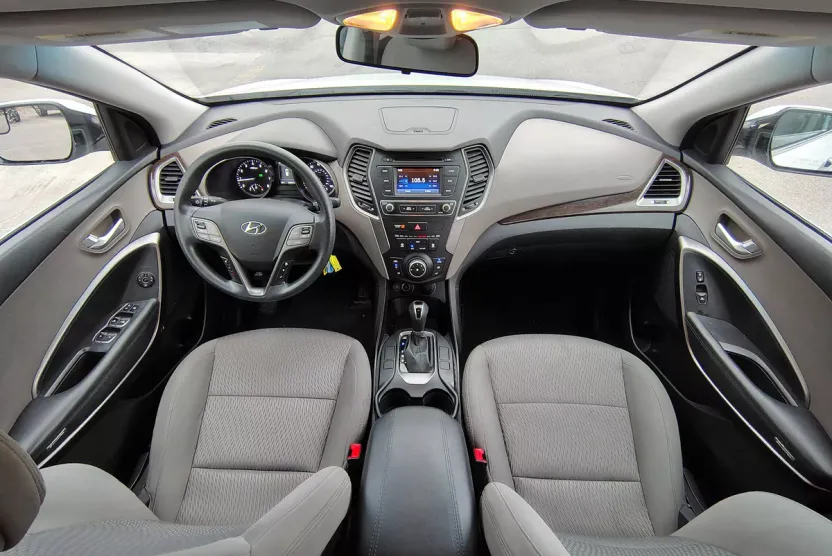 2017 Hyundai Santa Fe Sport Base photo 1